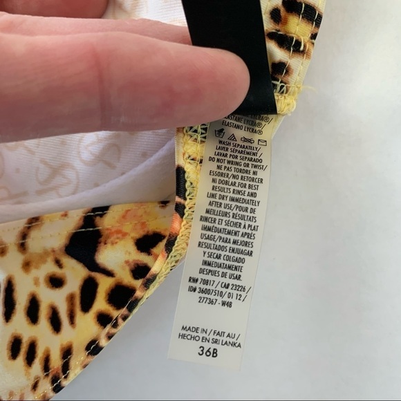 VIctoria’s Secret Leopard Print Bikini Top Sz 36B - Picture 4 of 4